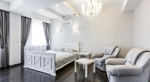 Hotel Premier, Buchen Sie Hotel Dniprodzerzhynsʼk Oblast Dnipropetrowsk