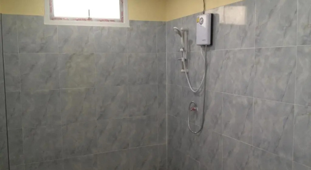 Коттедж c 1 комнатой Kathu Waterfall Bungalow