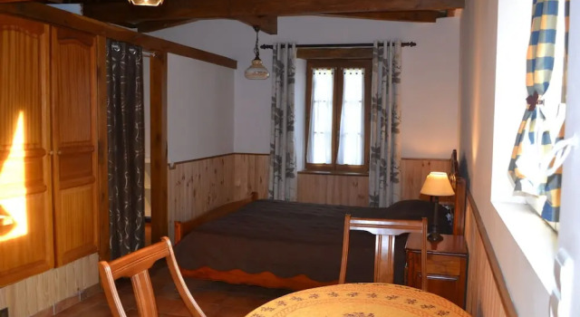 Well-kept Mobile Home Situated Among Vineyards in Dordogne, Réserver Hôtel Saint-André-et-Appelles 