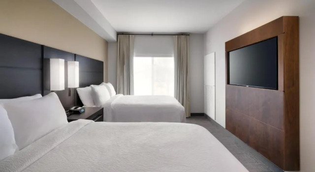Четырёхместный люкс c 1 комнатой Residence Inn by Marriott La Quinta