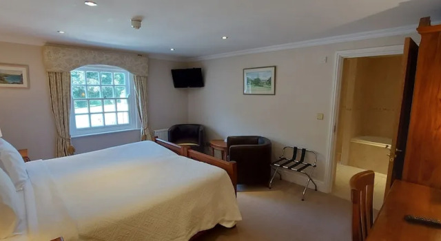 Номер Deluxe Rose in Vale Country House Hotel