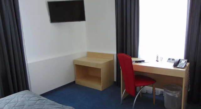 Номер Comfort Hotel Restaurant Molitor
