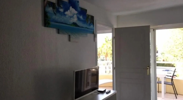 Apartment With One Bedroom In Frejus With Wifi 300 M From The Beach