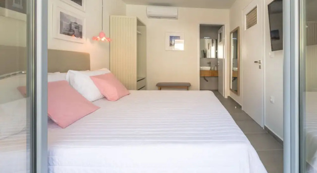 Апартаменты Superior Rotunda Suites