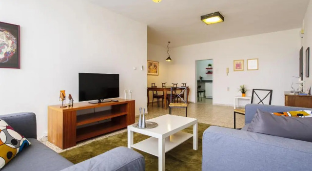 Апартаменты с 3 комнатами Kfar Saba Center Apartment