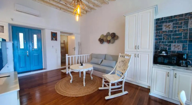 Коттедж с 2 комнатами Traditional Chora House