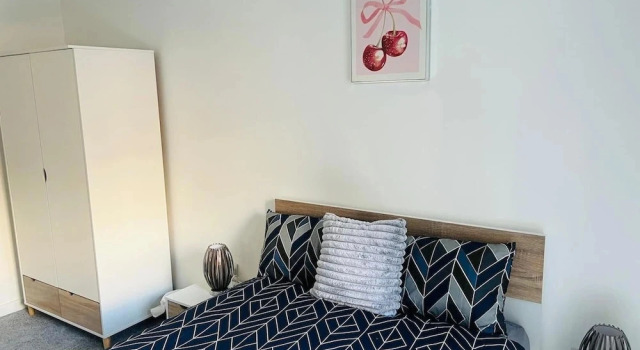 Sleeps 3 - Garden and Parking - Near Old Trafford, Book Lejlighed Lejligheder i Merseyside, Lejlighed