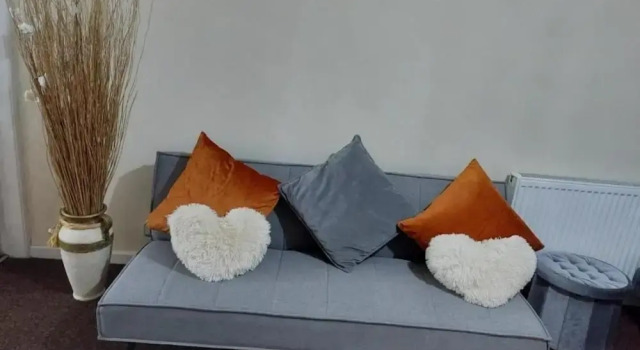 Коттедж 3 Bed House - Sleeps 6 - Parking - Wifi