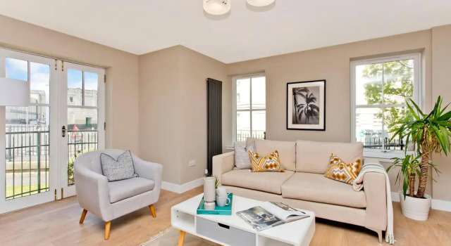 Modern City Centre 2 Bedroom 2 Bathroom Apartments, Main Door Ground with Private Parking, Забронировать Апартаменты/квартира Эдинбург Midlothian, рядом с Железнодорожный вокзал Эдинбург-Уэверли