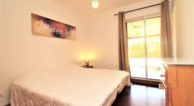 Apartment With Very Big Garden Near Beach, Boek Appartement Caniço Madeira