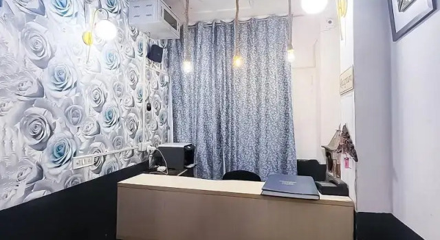 Roomshala 116 Krishna Villa, Забронировать Вилла Отели Нью-Дели с парковкой, Парковка