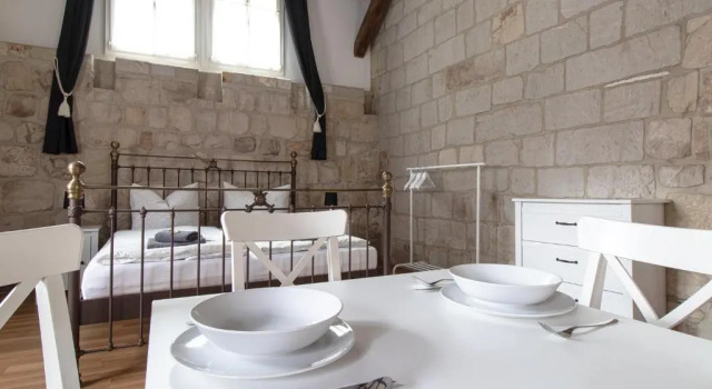 Апартаменты Ferienwohnung mit Brunnen