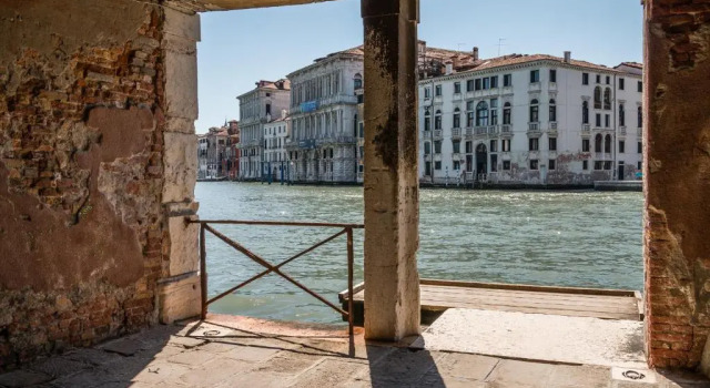 Апартаменты Admiral Emo Palace Over Canal Grande
