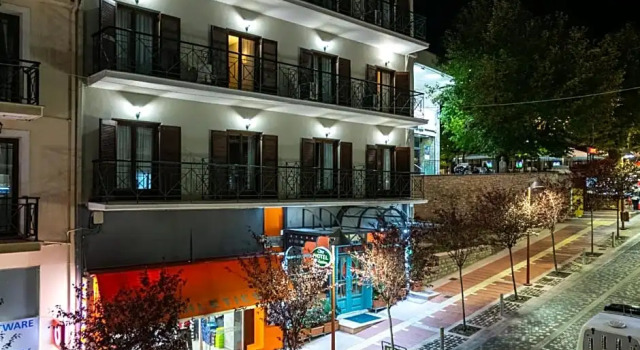 City Hotel Apollonion, Prenota Hotel Karpenisi Karpenision Ski