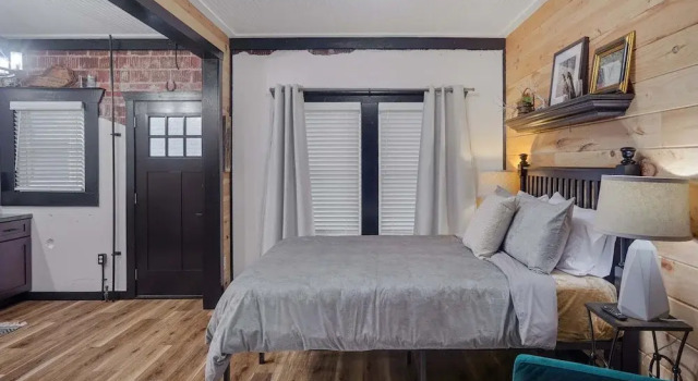 Rustic Ky Retreat, Columbia House Unit B Apts, Buchen Sie Hotel Somerset Kentucky
