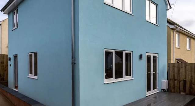 Totnes modern house sleeps 8 , 5 mins to town