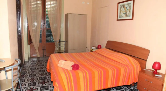 Двухместный номер Deluxe с балконом B&B Stazione Centrale