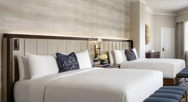 Четырёхместный номер Deluxe с видом на реку Fairmont Hotel Macdonald