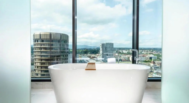 Двухместный полулюкс Mövenpick Hotel Basel