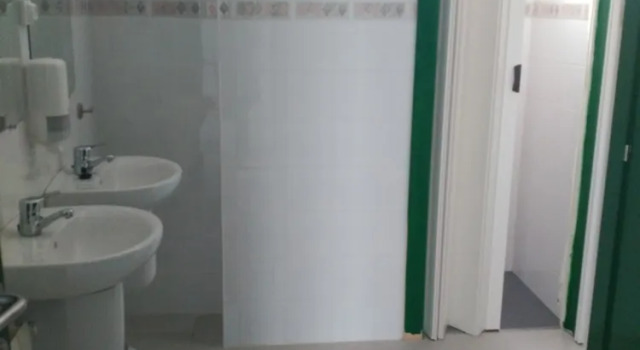 Кровать в общем номере Hostel de las Facultades
