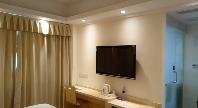 Люкс 7Days Inn Panyu Square Shilian Road Branch