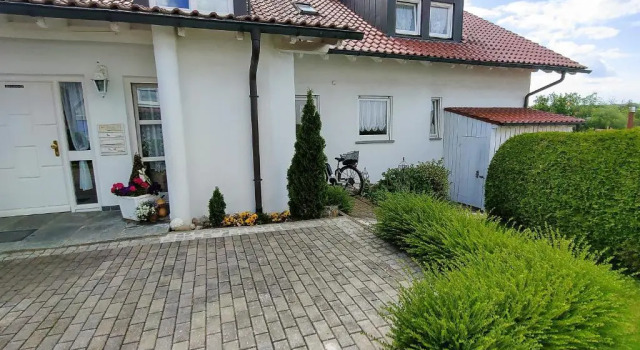 BodenSEE Apartment Meckenbeuren Im Saendler, Varaa Huoneisto Hotellit Baijeri pysäköinnillä, Pysäköinti