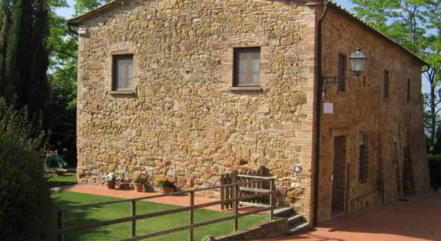 La Valle Appartamenti Per Vacanze, Buchen Sie Hotel Hotels in Montaione mit Pool, Schwimmbad