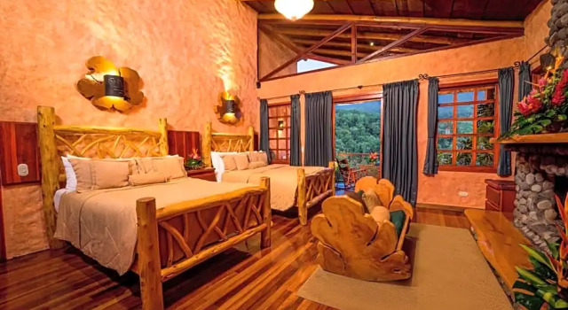Номер Deluxe с балконом Peace Lodge