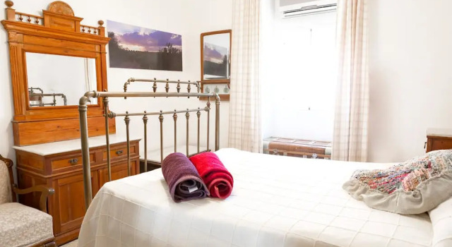 Villa en plena campiña andaluza, Book Villa Sommerhuse i Jaen, Hytte