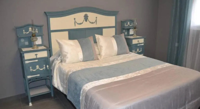 Коттедж с 4 комнатами Apartamentos NayDa Gran casa con piscina