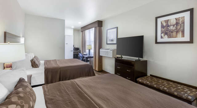 Четырёхместный номер Standard Best Western Pioneer