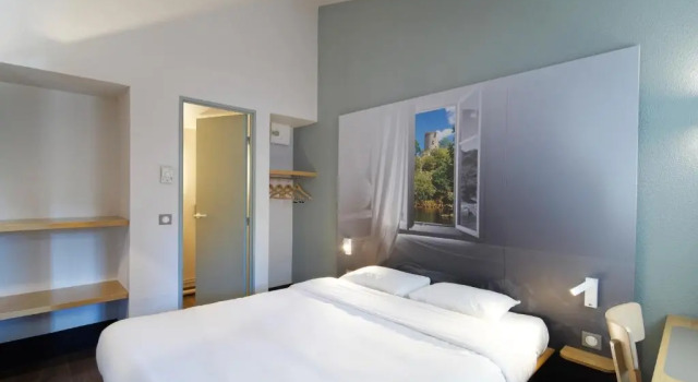 Двухместный номер Standard B&B HOTEL CHATEAUROUX Aéroport