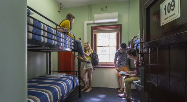 Номер Standard YHA Fremantle Prison