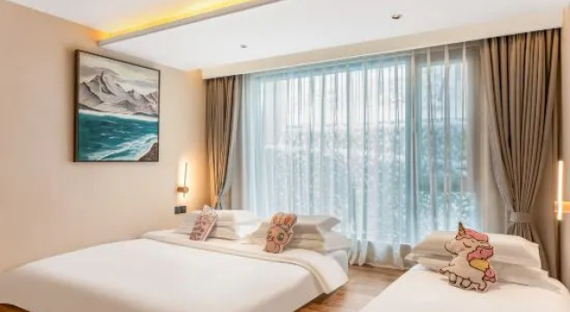 Семейный люкс Qixiannv Homestay (Xiannv Mountain Shop)