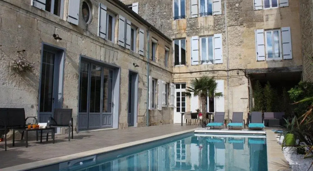 L'Angély, Rezerwuj Hotel Niort Poitou-Charentes