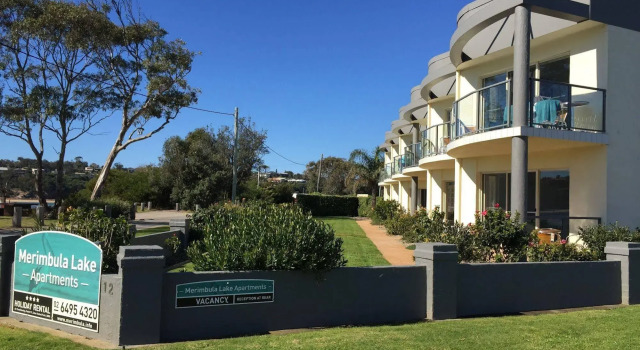 Merimbula Lake Apartments, Забронировать Апартаменты/квартира Меримбула Sapphire Coast, рядом с Пляж Шорт-Пойнт-Бич