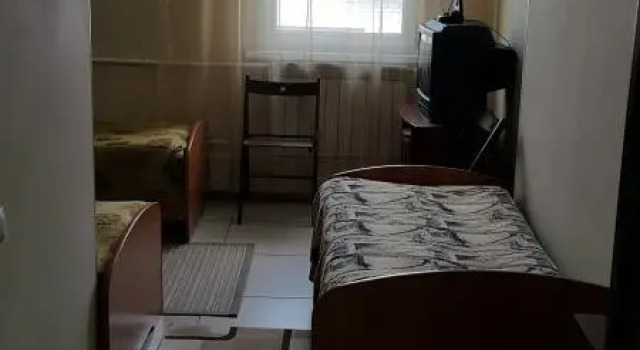 Кровать в общем номере Уют