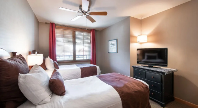 Zephyr Mountain Lodge, Condo , 2 bedroom (Premium-Rated Condo 1506), Забронировать Отель Отели Винтер Парка 3 звезды, рядом с Зимний парк Amaze'n Maze, 3*