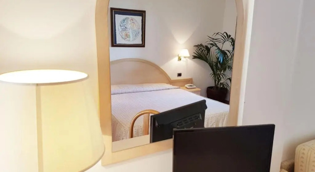 Трёхместный номер Standard Hotel Gabbiano Beach
