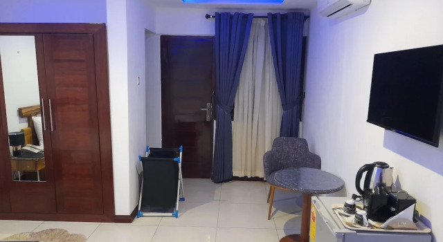Adeshie Fie Hotel, Buchen Sie Hotel Tarkwa Western region