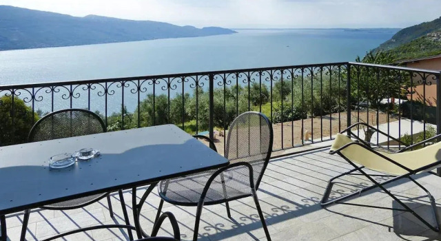 Apartment in Tignale With Lake Garda Views