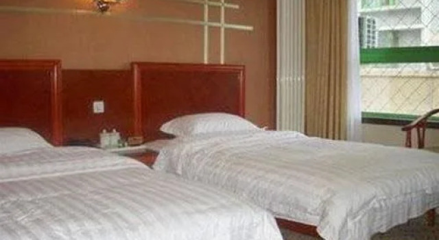 Beijing Binhai Mingzhu Hotel - Beijing, Book Hotel Hoteller i Beijing Province med parkering, Parkering