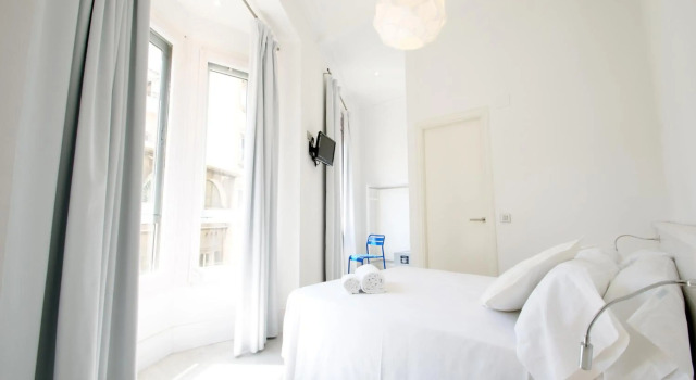 Hostal Express by gaiarooms