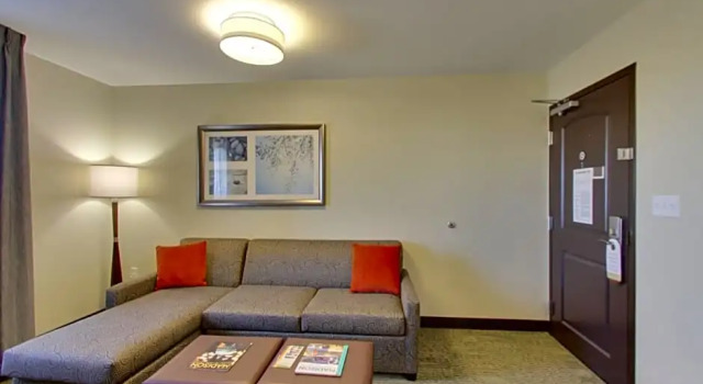 Четырёхместный номер Standard Staybridge Suites Madison - Fitchburg by IHG