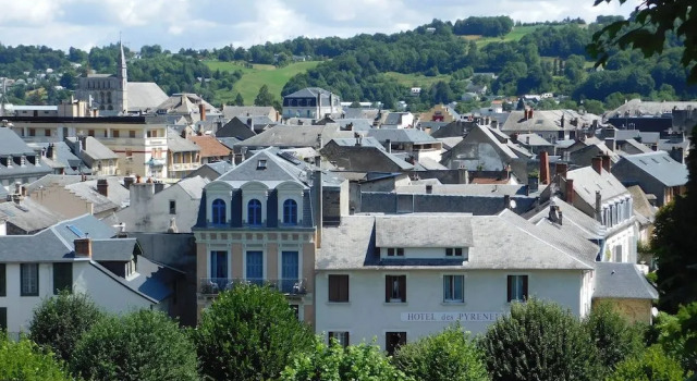 Hotel Des Pyrenees, Забронировать Отель Баньер-де-Бигор Pyrenees National Park, рядом с Aquensis Thermal Spa