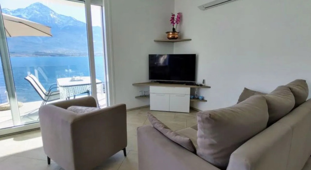 Gelsomino (GLA125), Book Hotel Gera Lario Como