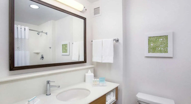 Номер Standard Hampton Inn & Suites Oahu Kapolei