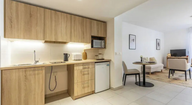 Апартаменты Zenao Apparthôtels Villeneuve Loubet