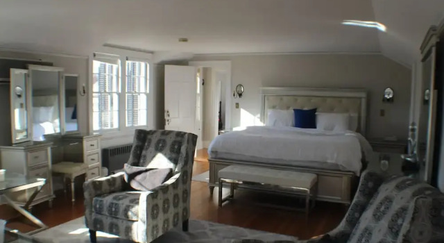 Seth Cheney House, Book Hotel Manchester Connecticut