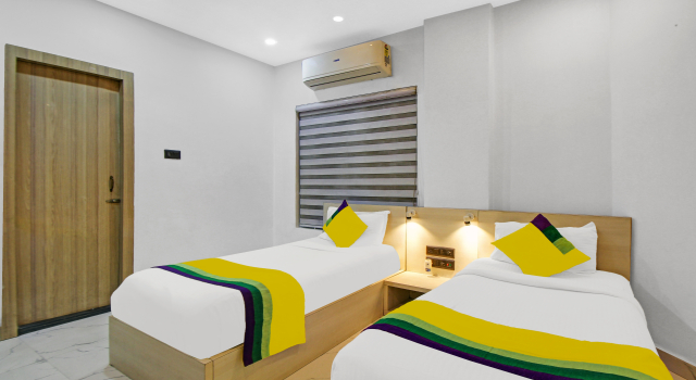 Номер Standard Itsy Hotels Transit Express Near Sealdah Station